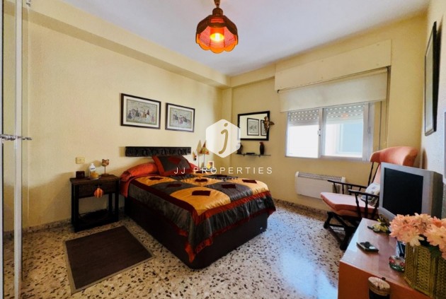 Resale - Apartment / flat -
La Mata - Costa Blanca