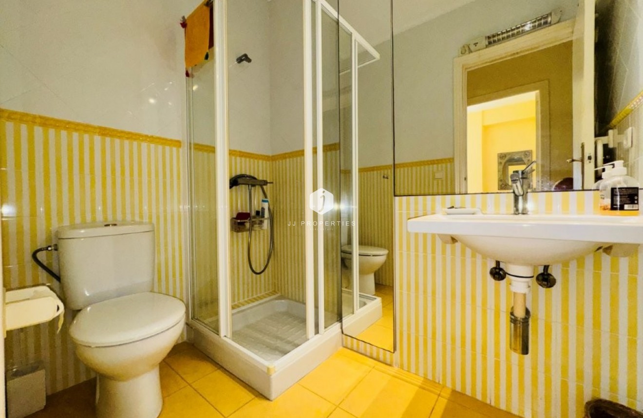 Resale - Apartment / flat -
La Mata - Costa Blanca