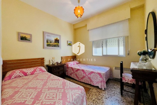 Resale - Apartment / flat -
La Mata - Costa Blanca