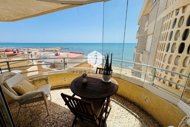 Resale - Apartment / flat -
La Mata - Costa Blanca