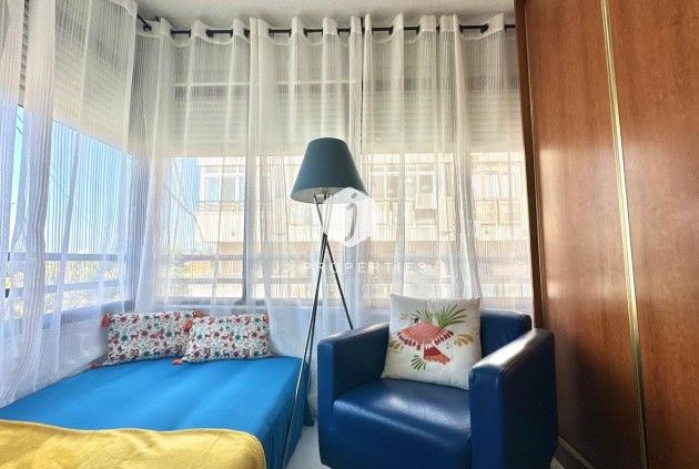 Z drugiej ręki - Mieszkanie w bloku -
Torrevieja - La Siesta - El Salado - Torreta