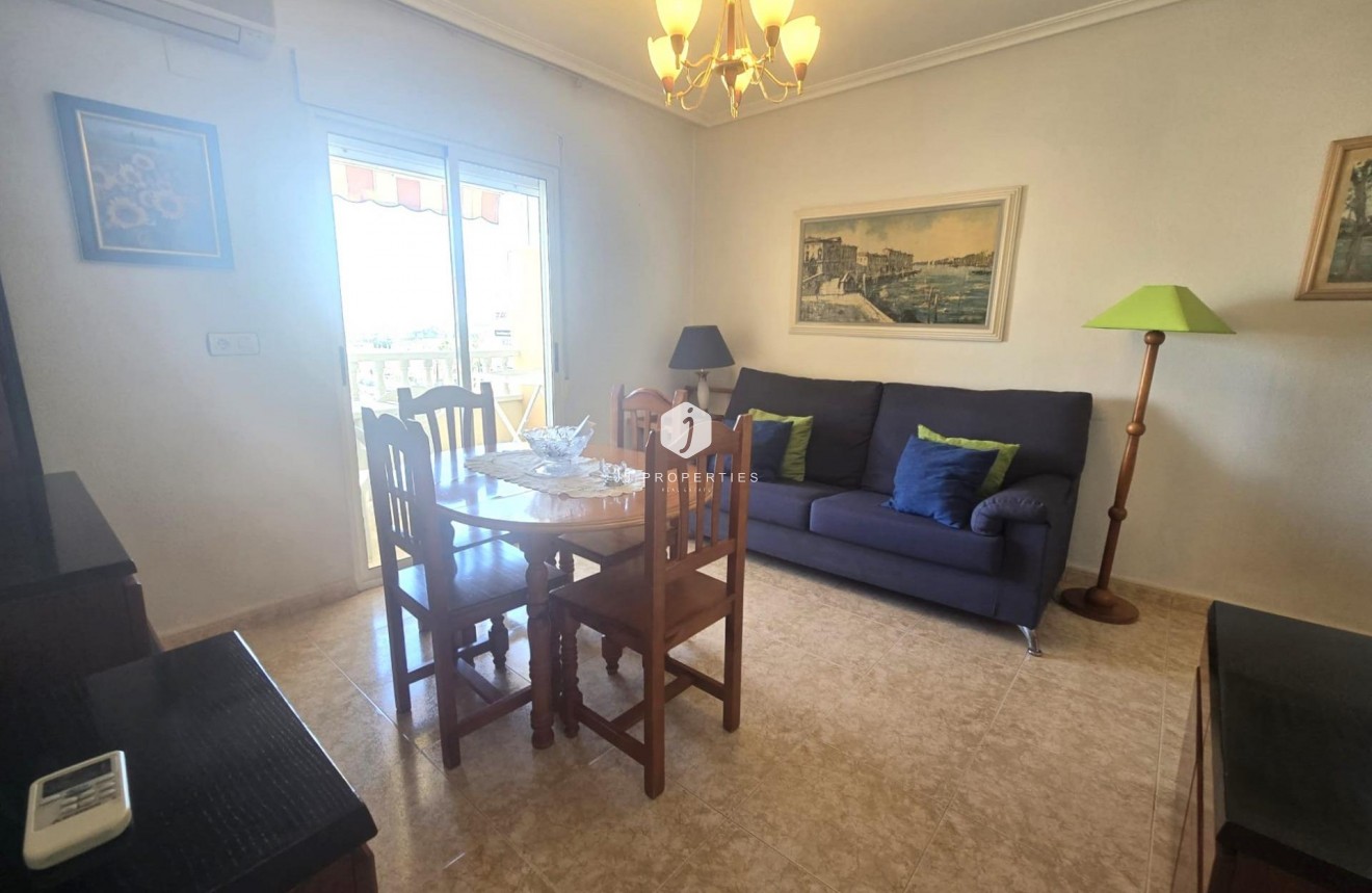 Aus zweiter Hand - Wohnung -
Torrevieja - Parque las naciones