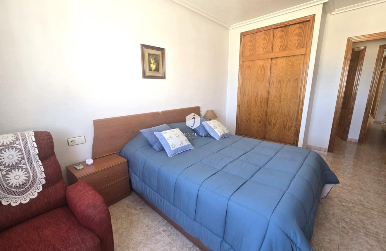 Aus zweiter Hand - Wohnung -
Torrevieja - Parque las naciones