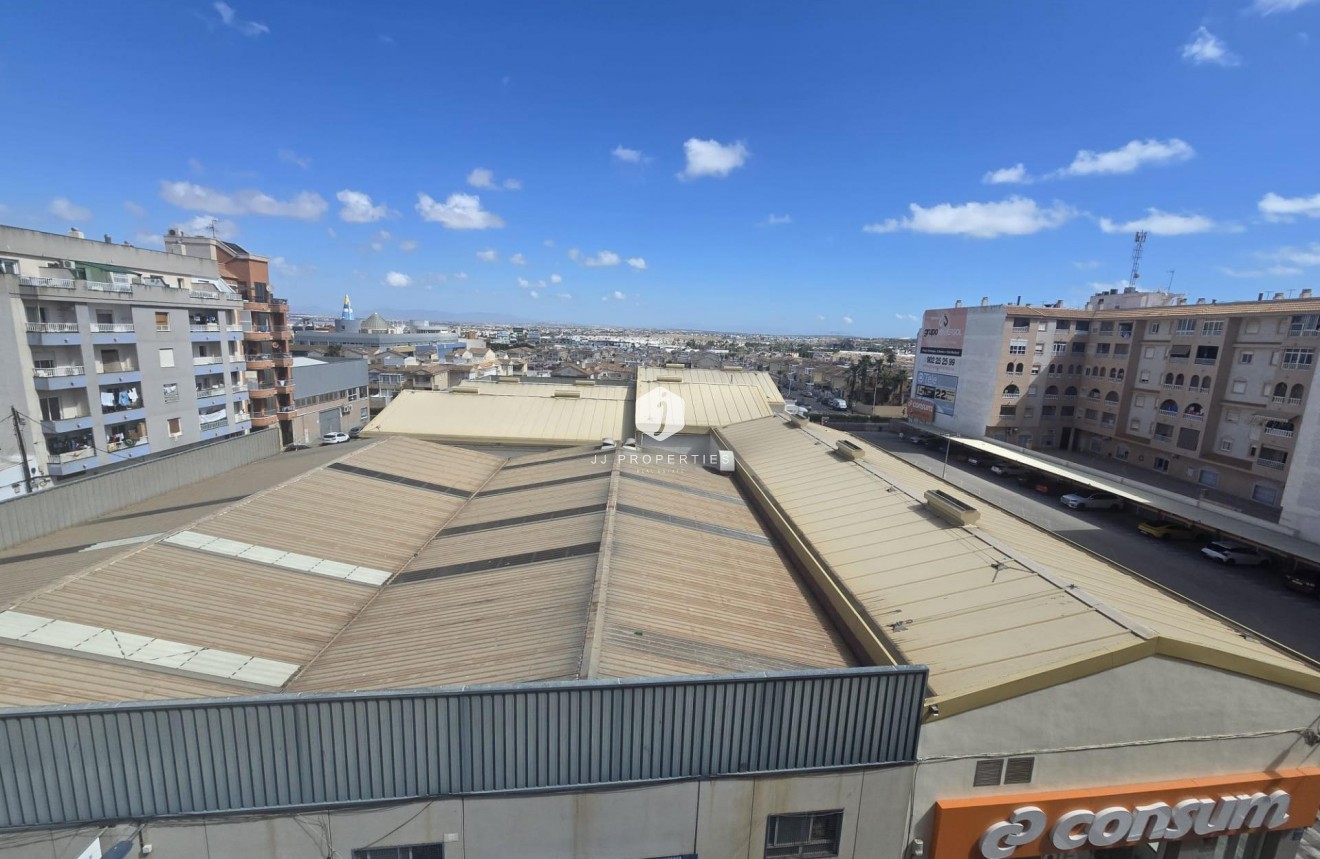 Aus zweiter Hand - Wohnung -
Torrevieja - Parque las naciones