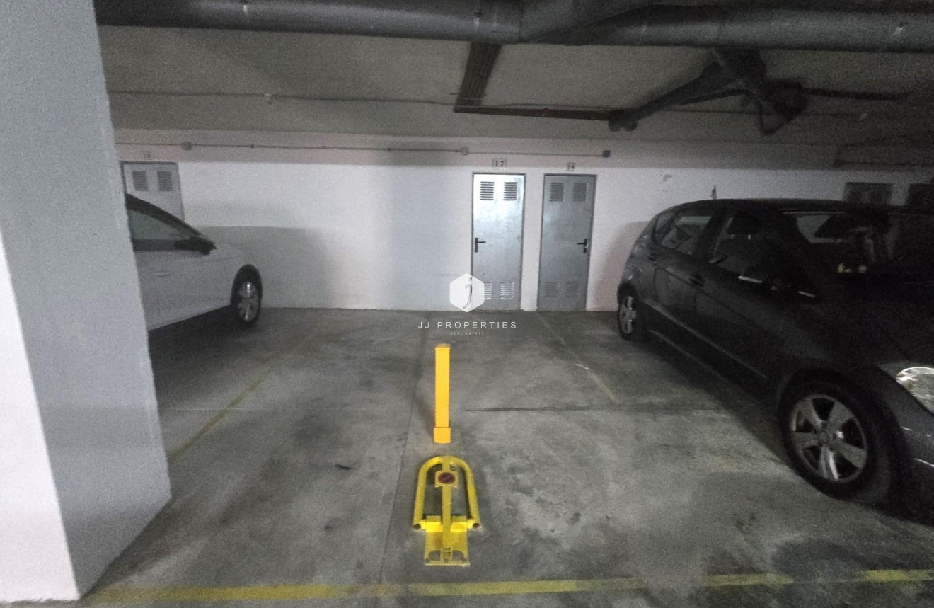 Aus zweiter Hand - Wohnung -
Torrevieja - Parque las naciones