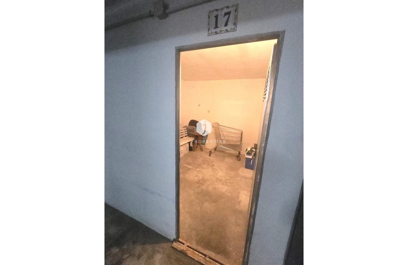 Aus zweiter Hand - Wohnung -
Torrevieja - Parque las naciones