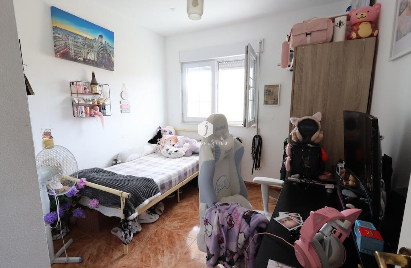 Tweedehands - Penthouse -
Torrevieja - Costa Blanca