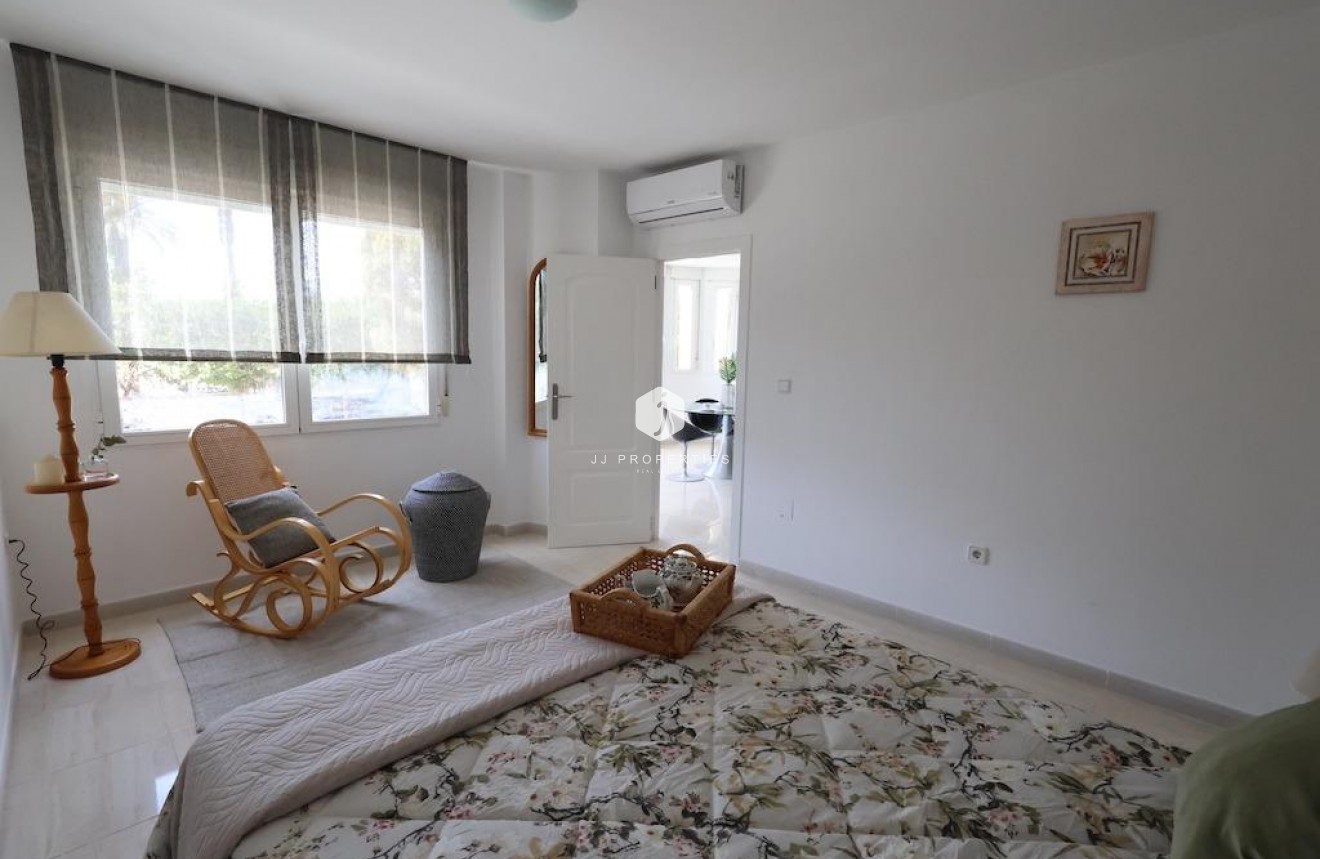 Segunda mano - Apartamento / piso -
Torrevieja - Costa Blanca