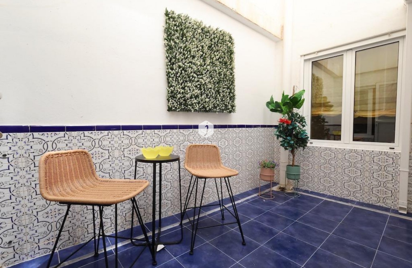Segunda mano - Apartamento / piso -
Torrevieja - Costa Blanca