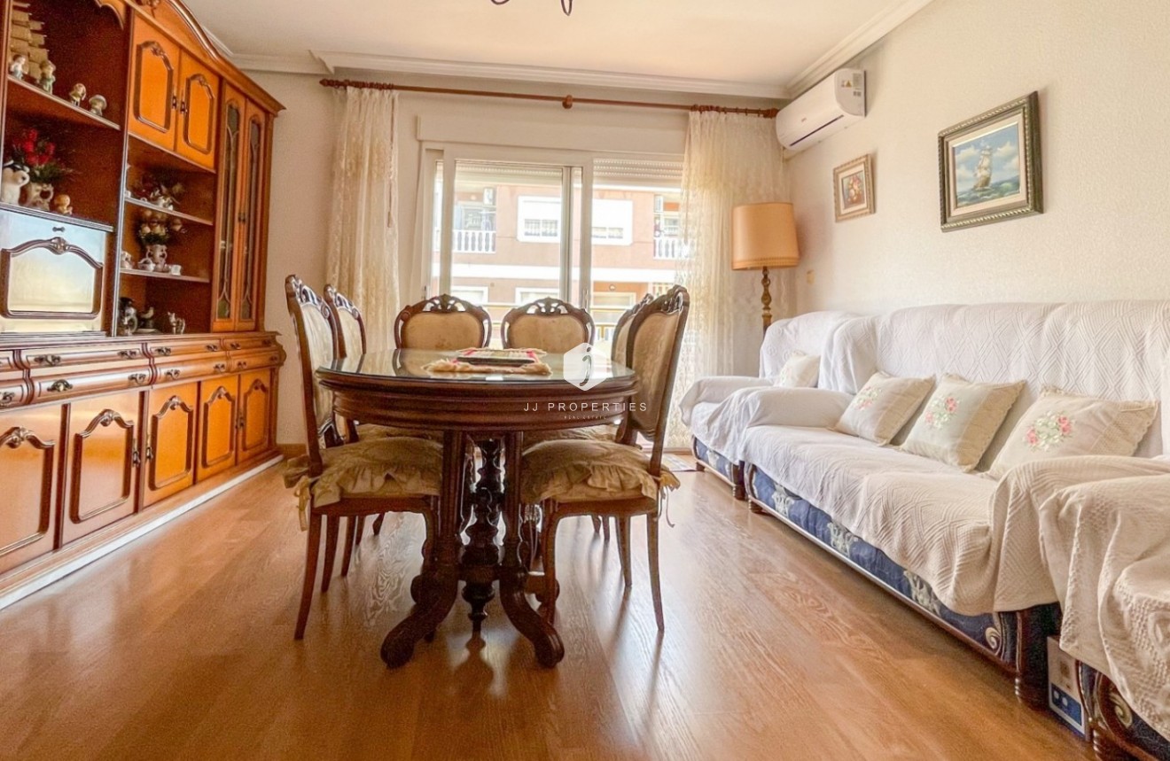 Aus zweiter Hand - Wohnung -
Torrevieja - Costa Blanca