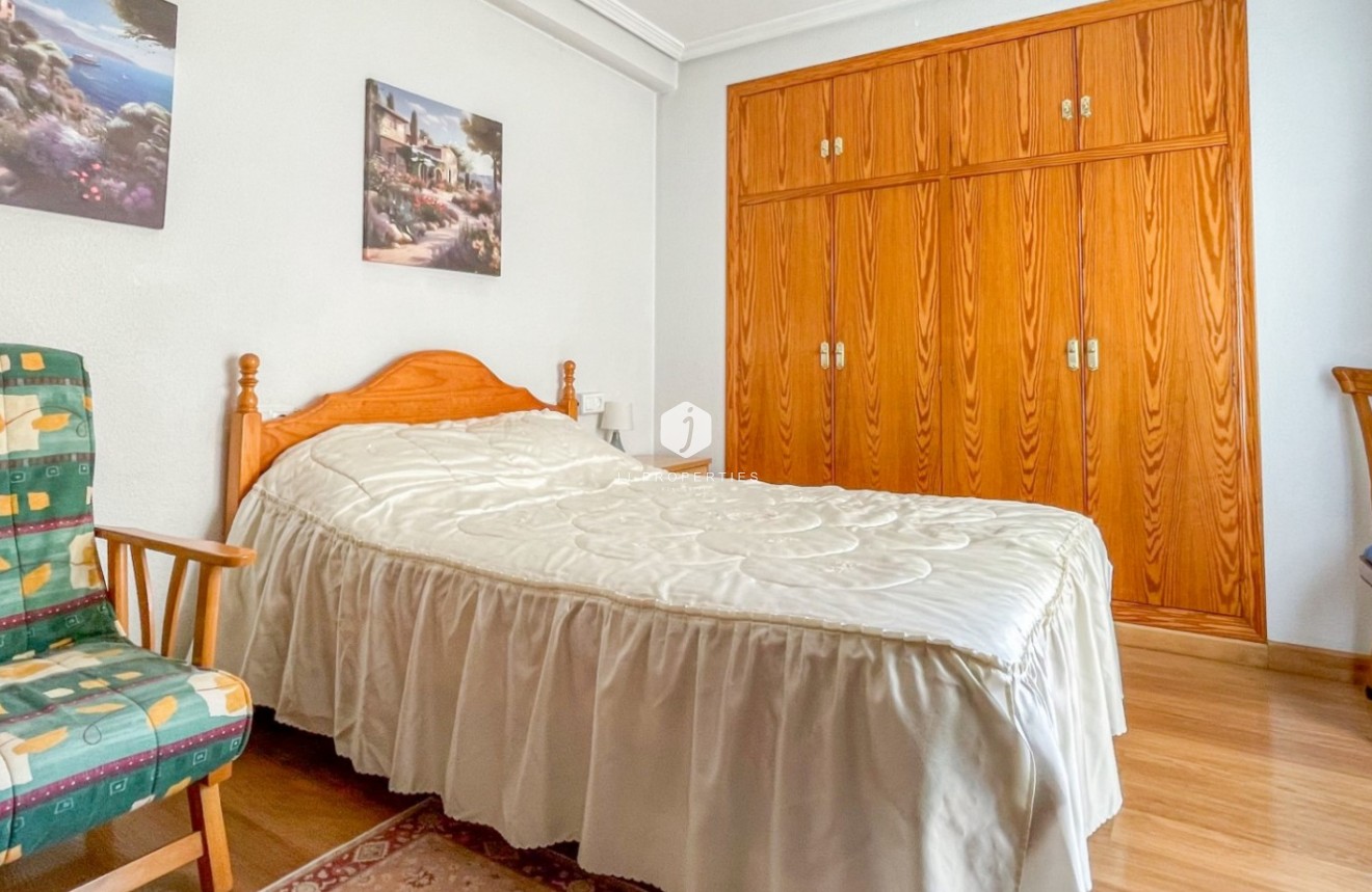 Aus zweiter Hand - Wohnung -
Torrevieja - Costa Blanca