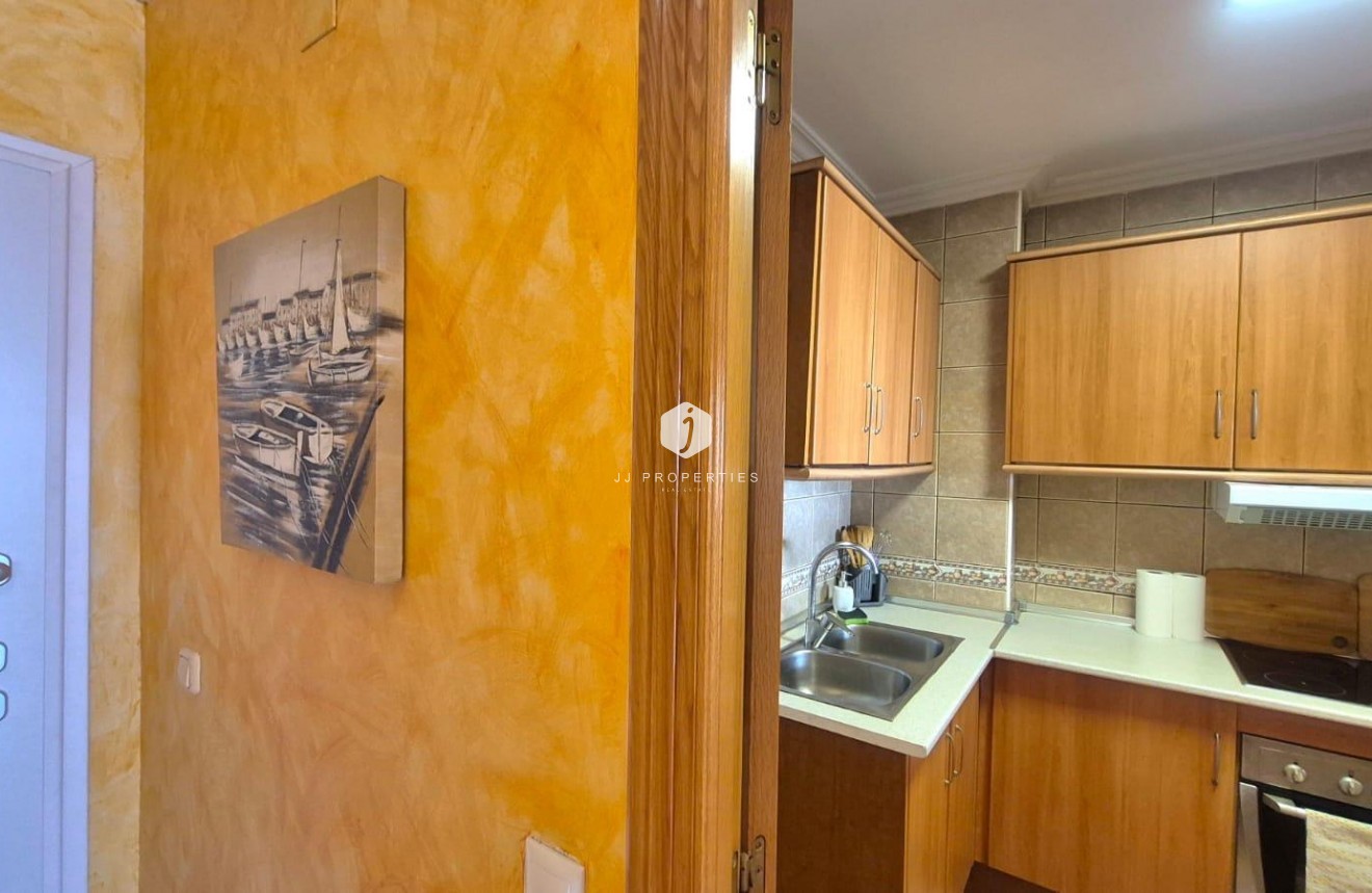 Segunda mano - Apartamento / piso -
Torrevieja - Acequion