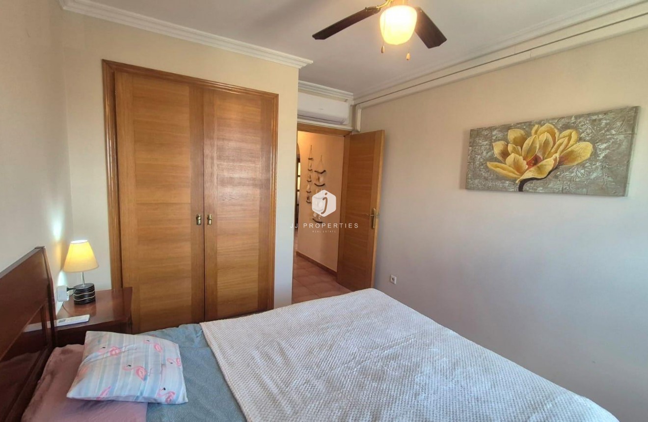 Segunda mano - Apartamento / piso -
Torrevieja - Acequion