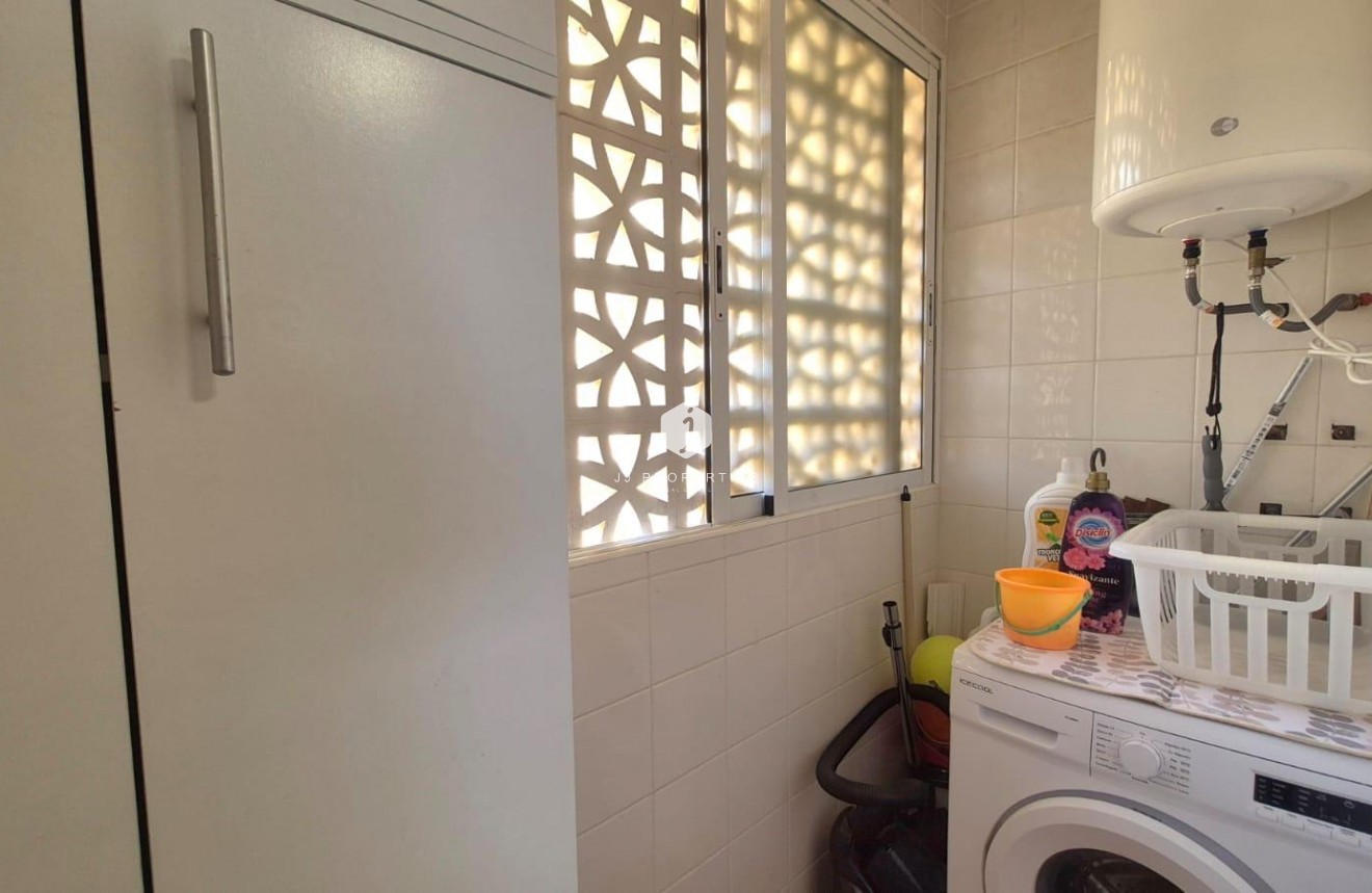 Segunda mano - Apartamento / piso -
Torrevieja - Acequion