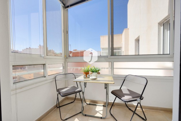 D'occasion - Attique -
Torrevieja - Centro