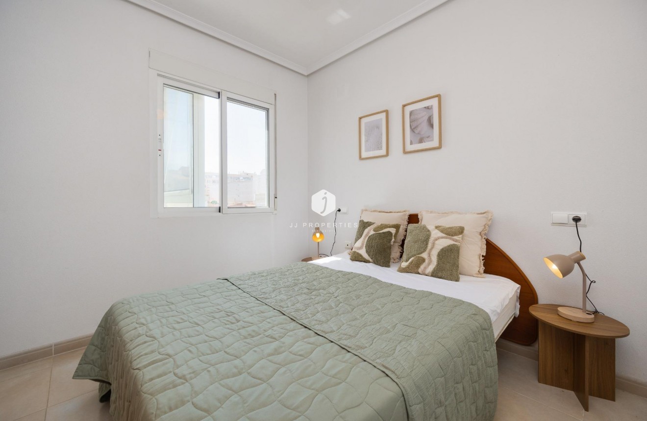 Resale - Penthouse -
Torrevieja - Centro