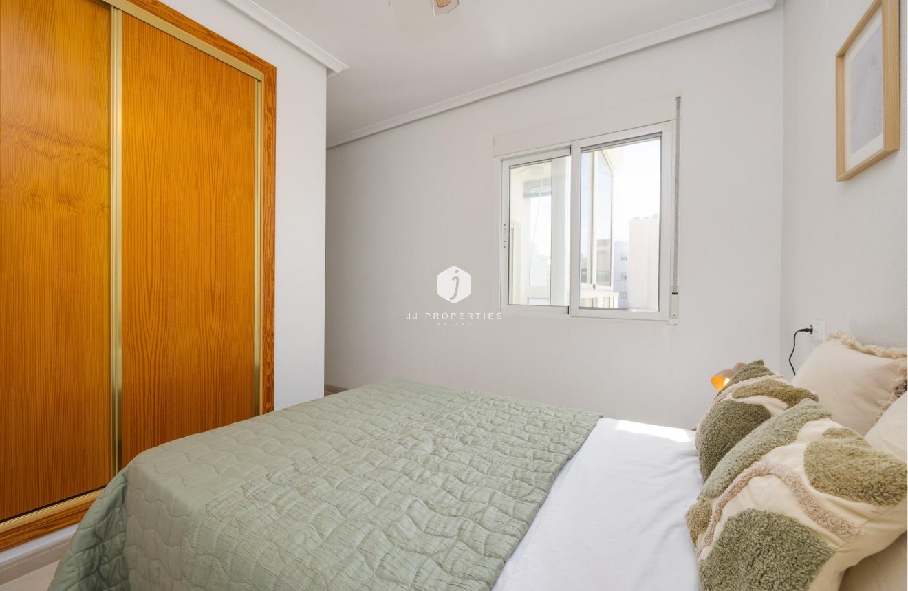Resale - Penthouse -
Torrevieja - Centro