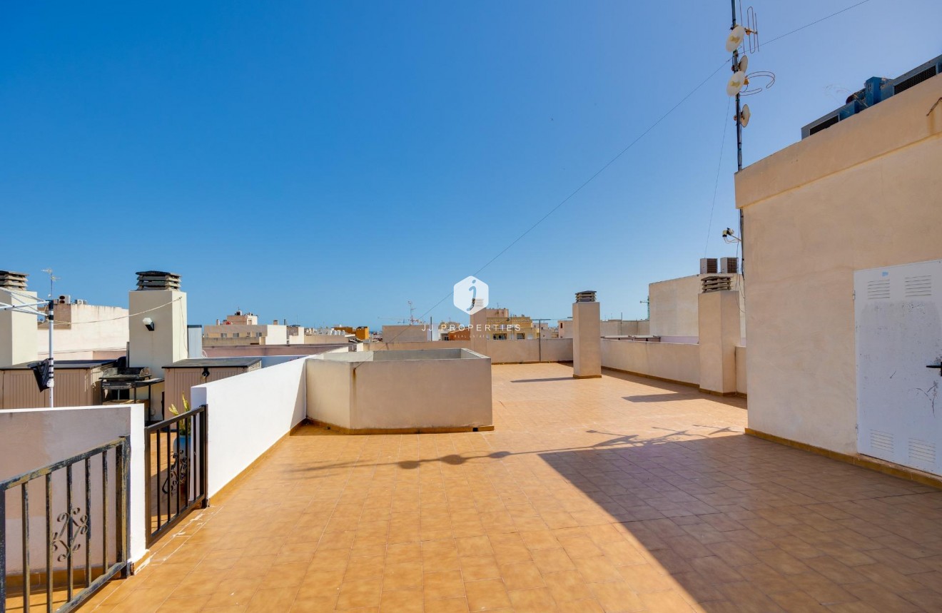 Resale - Penthouse -
Torrevieja - Centro