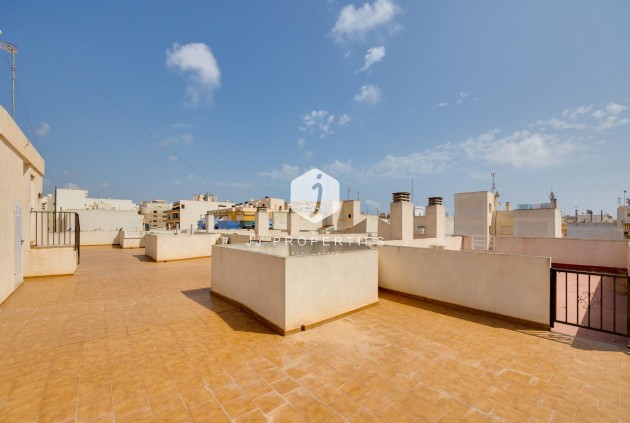 D'occasion - Attique -
Torrevieja - Centro
