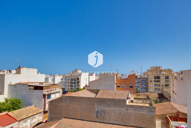 D'occasion - Attique -
Torrevieja - Centro