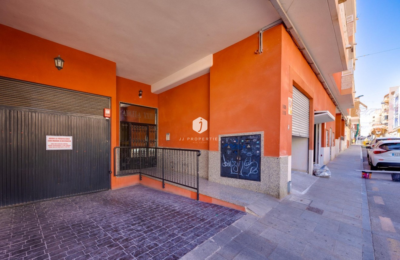 Resale - Penthouse -
Torrevieja - Centro