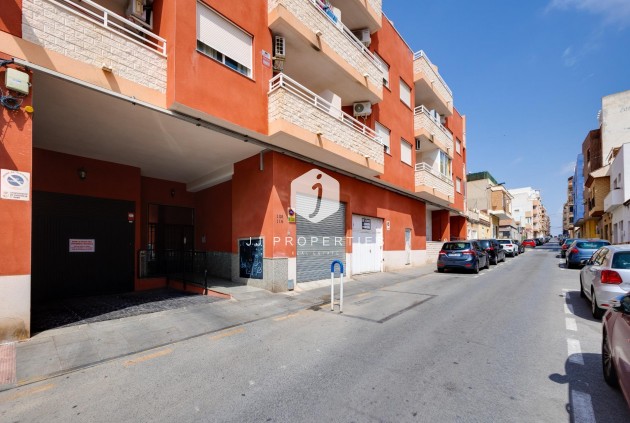 D'occasion - Attique -
Torrevieja - Centro
