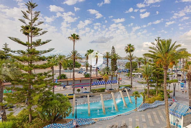 D'occasion - Attique -
Torrevieja - Centro