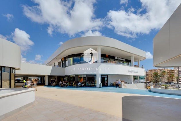 D'occasion - Attique -
Torrevieja - Centro
