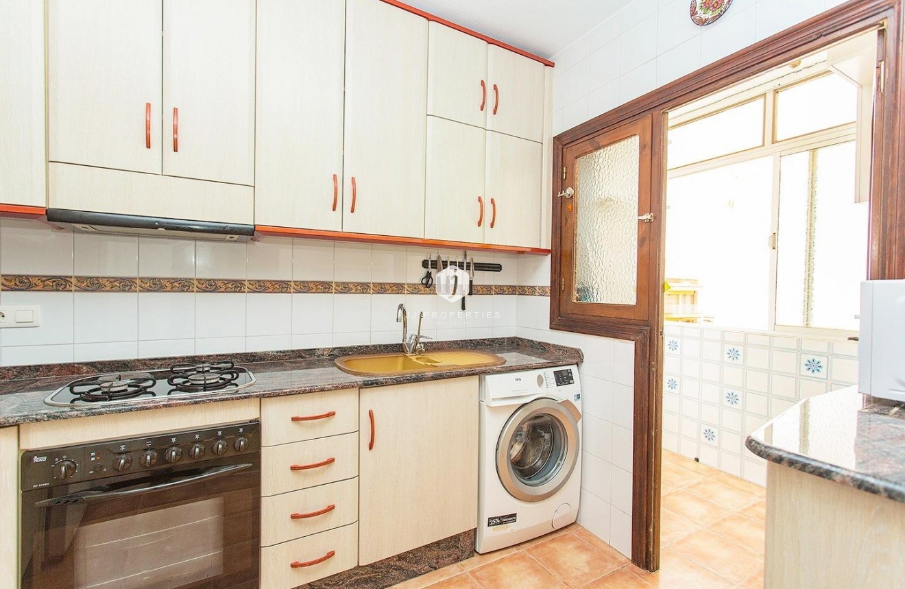 Tweedehands - Appartement / flat -
Torrevieja - Playa del Cura