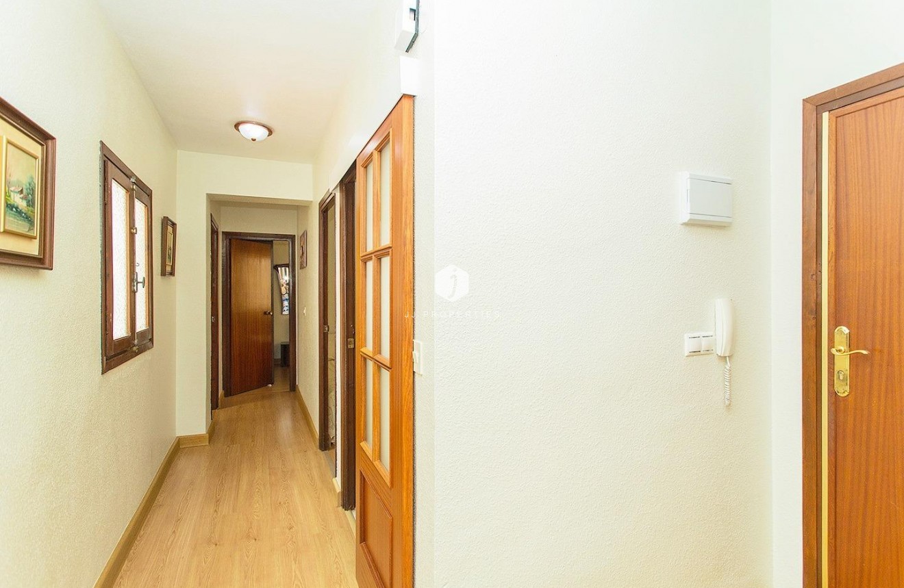 Tweedehands - Appartement / flat -
Torrevieja - Playa del Cura