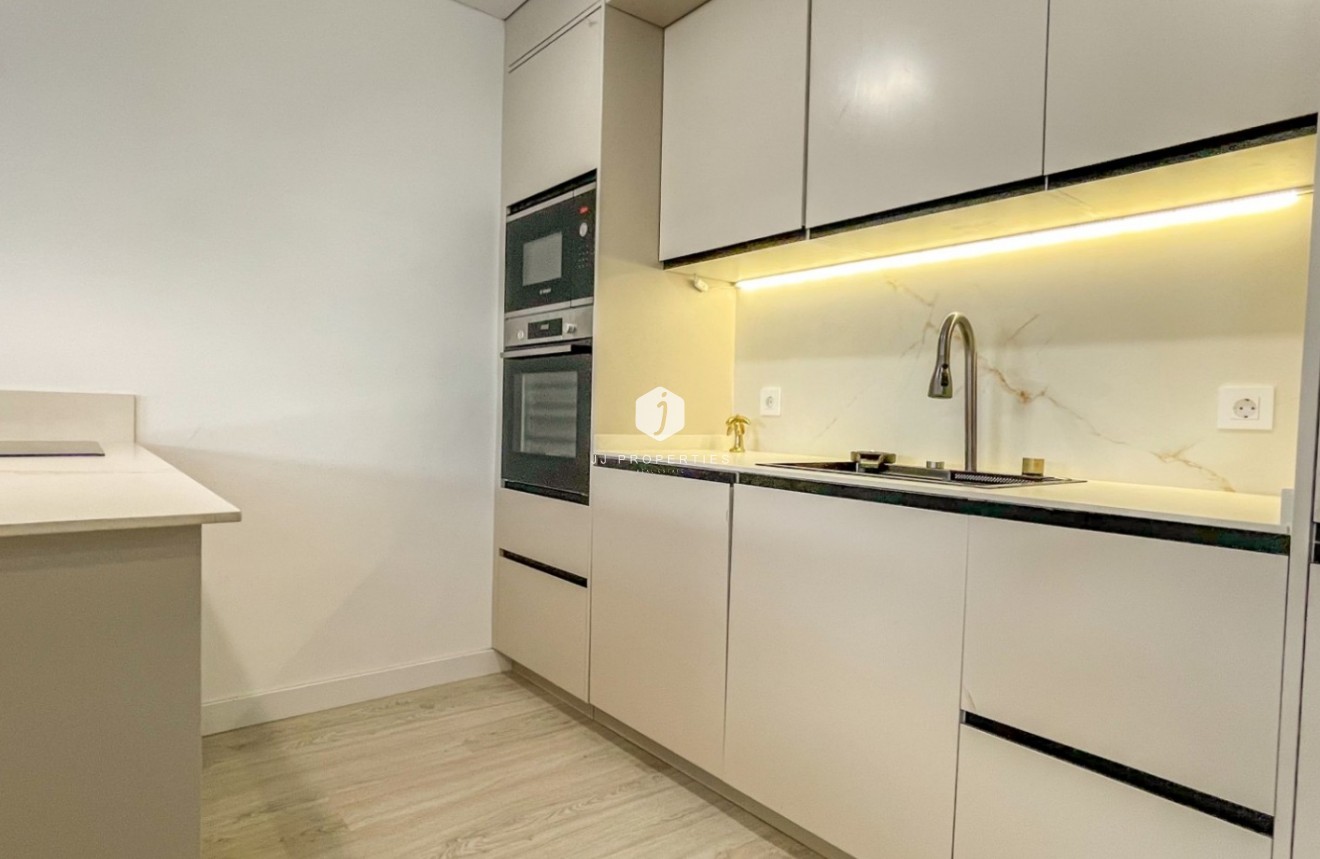 Tweedehands - Appartement / flat -
Torrevieja - Costa Blanca