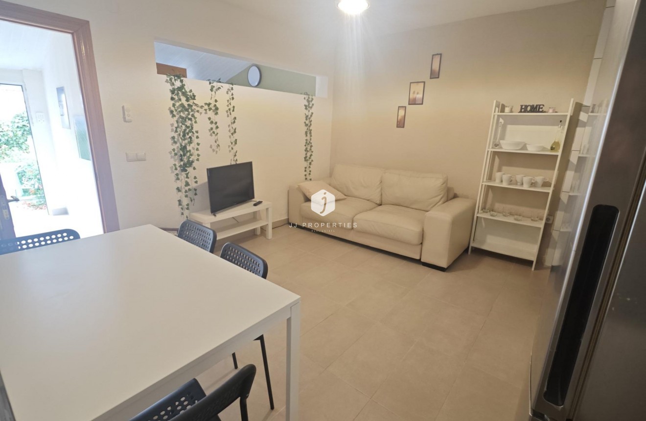 Tweedehands - Bungalow -
Torrevieja - Playa del Cura