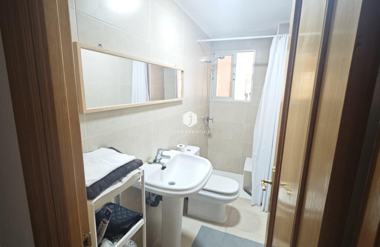 Tweedehands - Bungalow -
Torrevieja - Playa del Cura