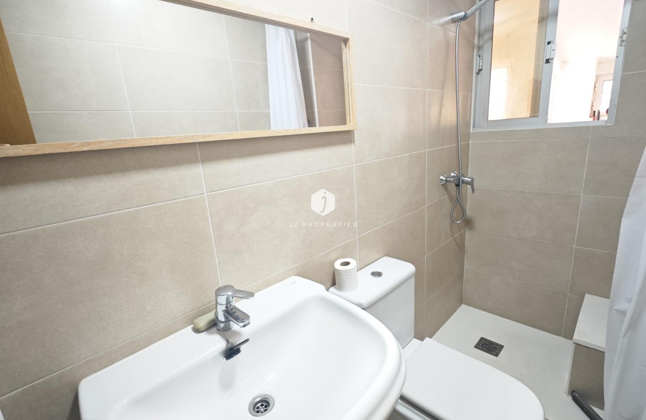 Tweedehands - Bungalow -
Torrevieja - Playa del Cura