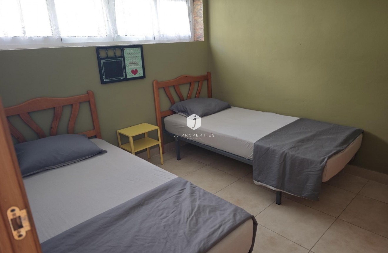 Tweedehands - Bungalow -
Torrevieja - Playa del Cura