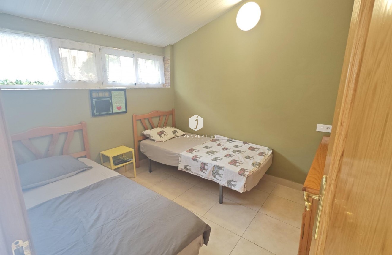 Tweedehands - Bungalow -
Torrevieja - Playa del Cura