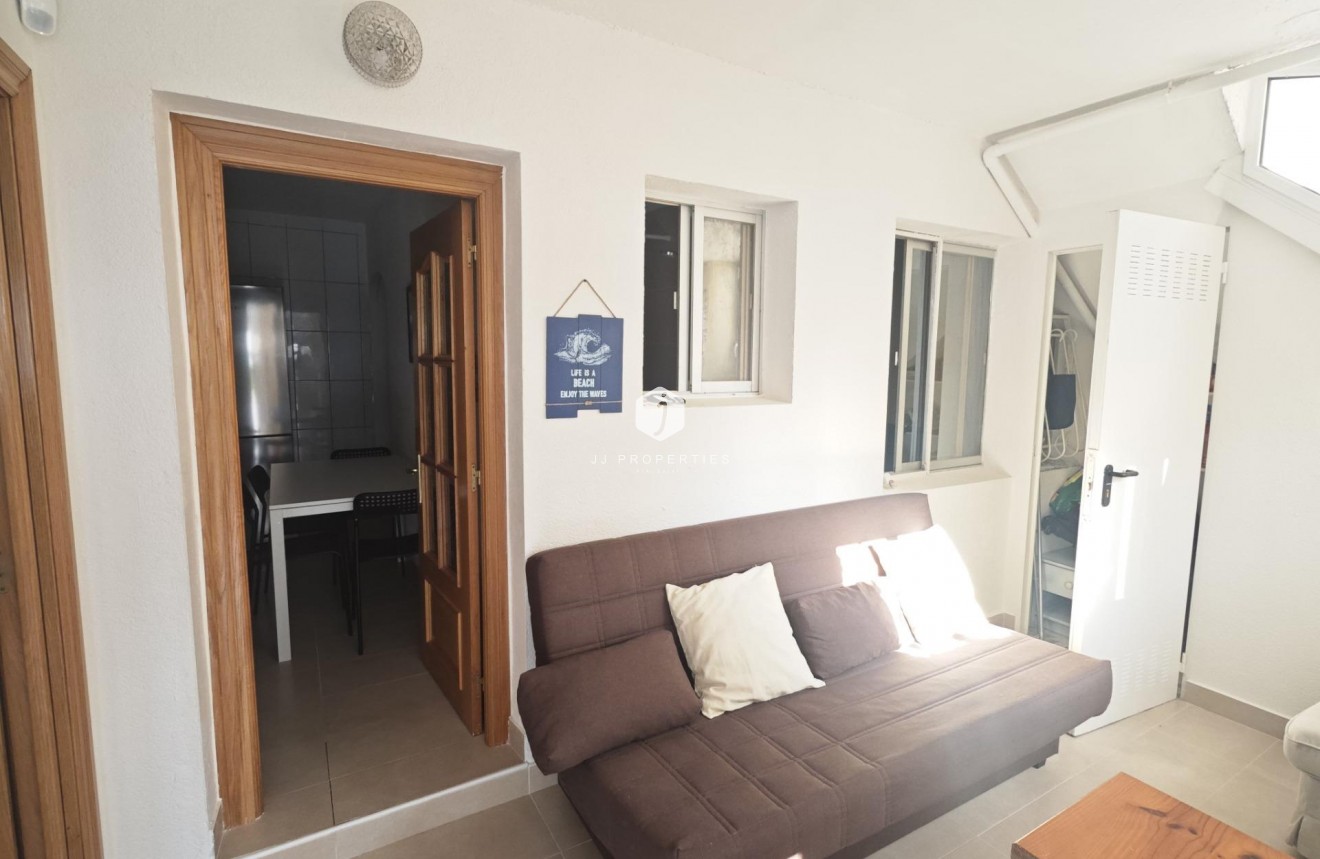 Tweedehands - Bungalow -
Torrevieja - Playa del Cura