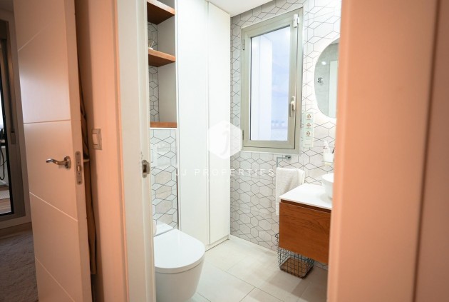 Resale - Chalet -
Torrevieja - aguas nuevas