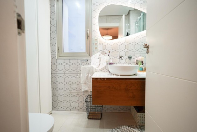 Resale - Chalet -
Torrevieja - aguas nuevas