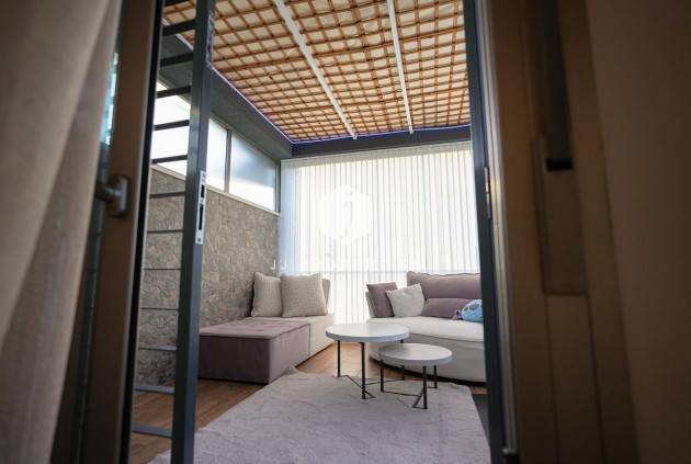 Resale - Chalet -
Torrevieja - aguas nuevas