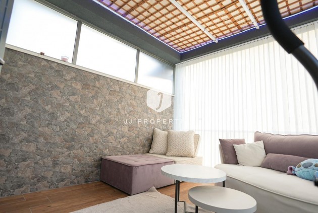 Resale - Chalet -
Torrevieja - aguas nuevas