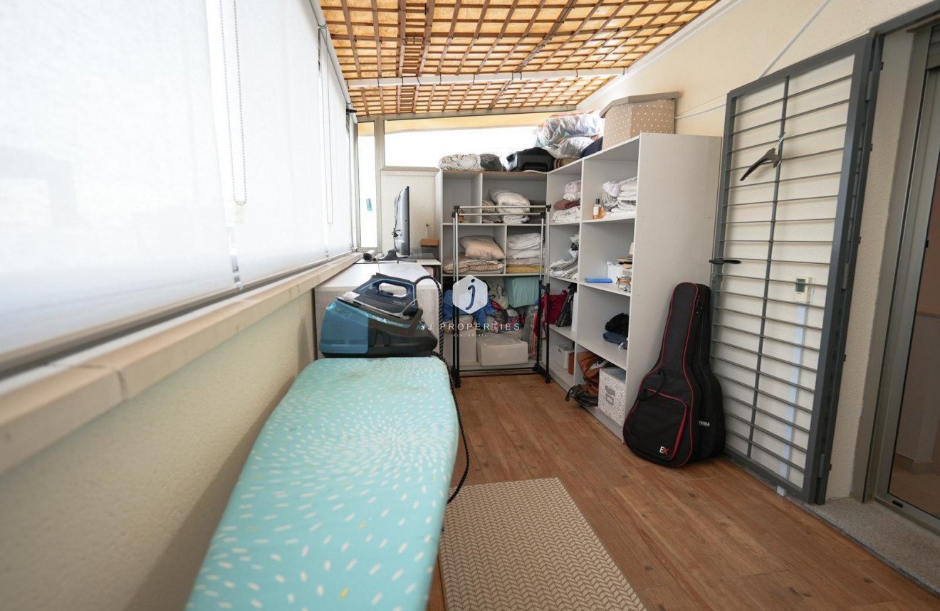 Resale - Chalet -
Torrevieja - aguas nuevas