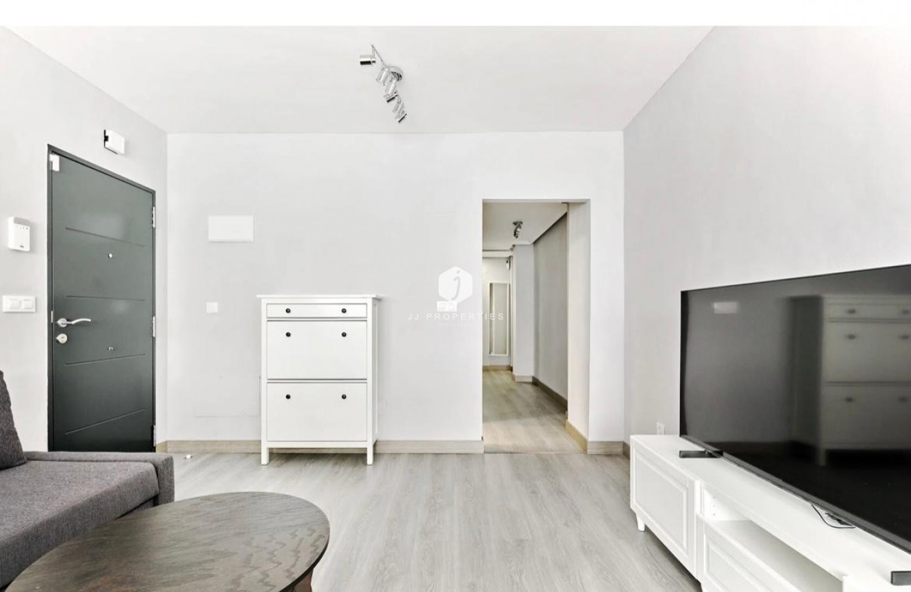 D'occasion - Appartement -
Torrevieja - Centro