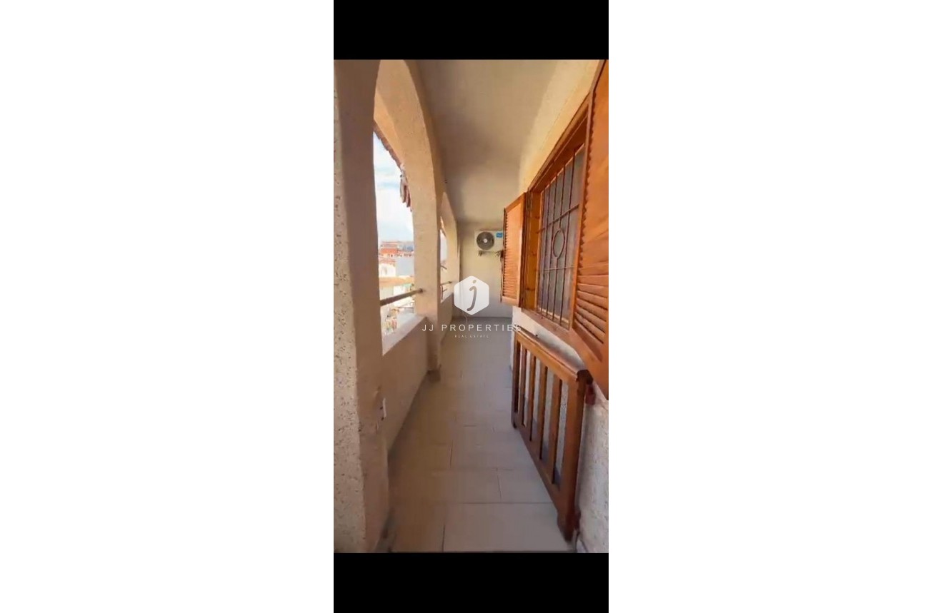 Aus zweiter Hand - Wohnung -
Torrevieja - Acequion