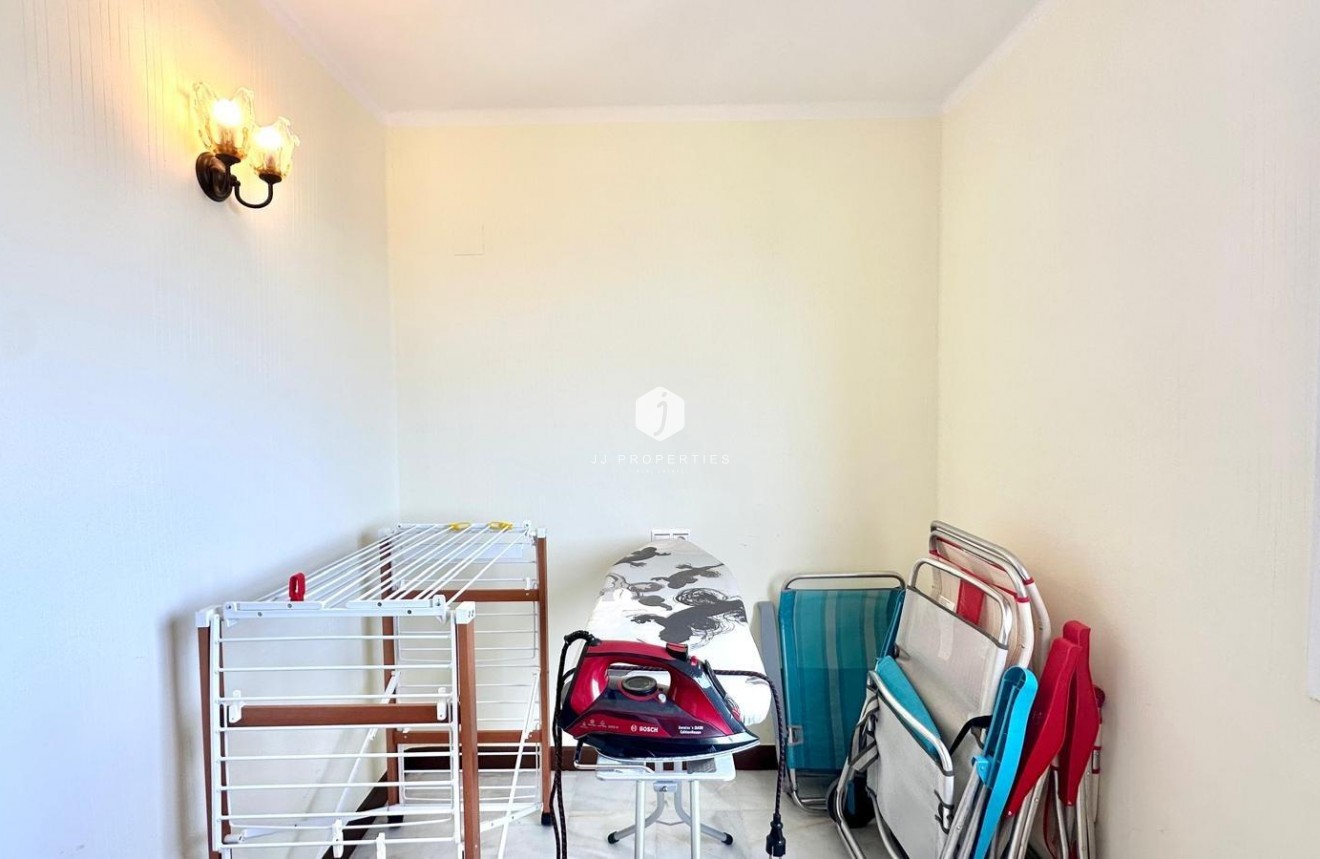 Tweedehands - Appartement / flat -
Torrevieja - Los Frutales