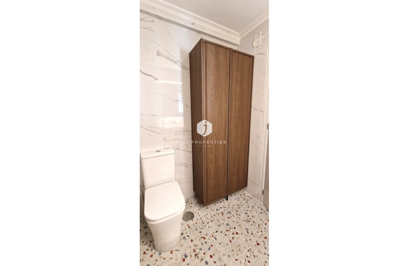 Segunda mano - Apartamento / piso -
Torrevieja - Costa Blanca
