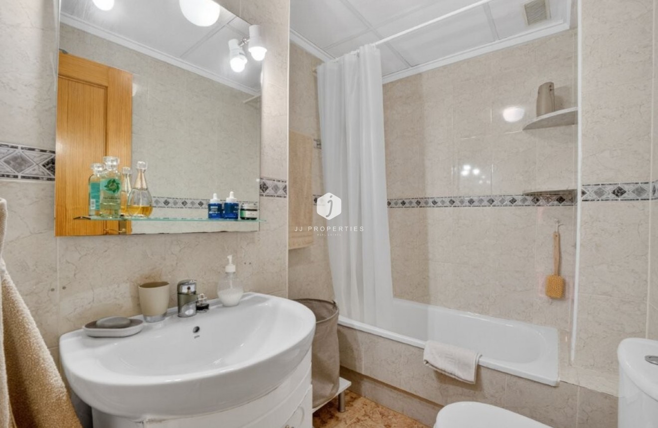 Aus zweiter Hand - Wohnung -
Torrevieja - Costa Blanca