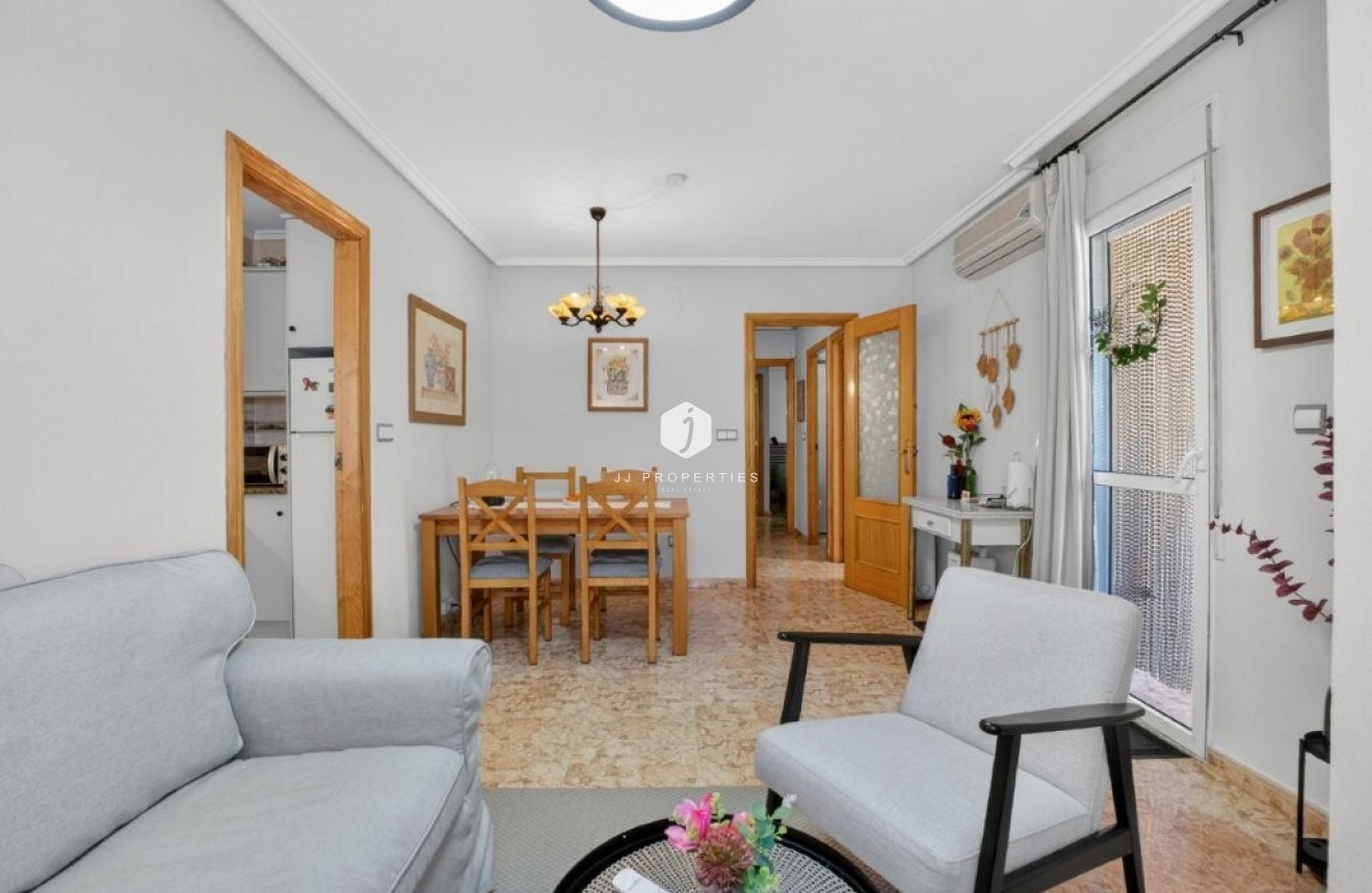 Aus zweiter Hand - Wohnung -
Torrevieja - Costa Blanca