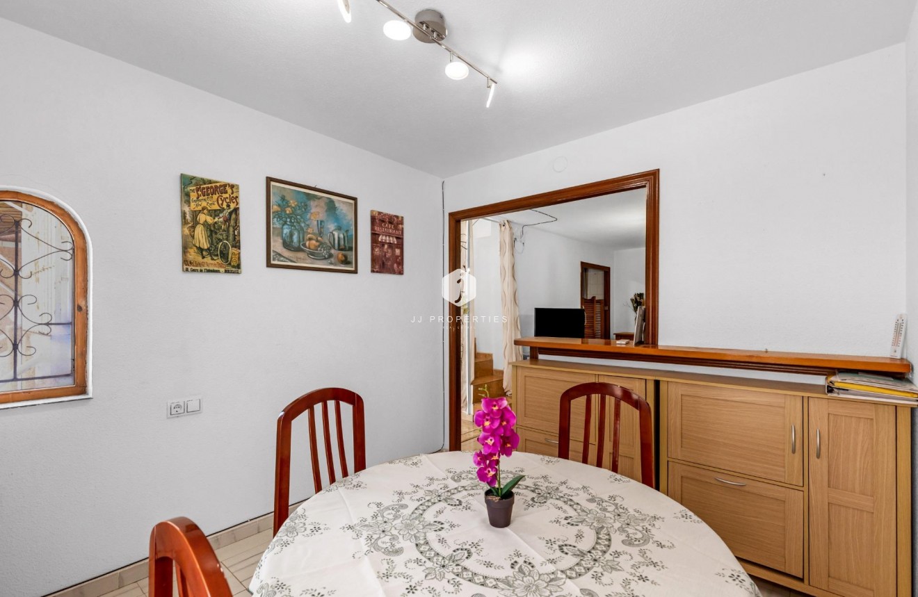 D'occasion - Bungalow -
Torrevieja - Centro