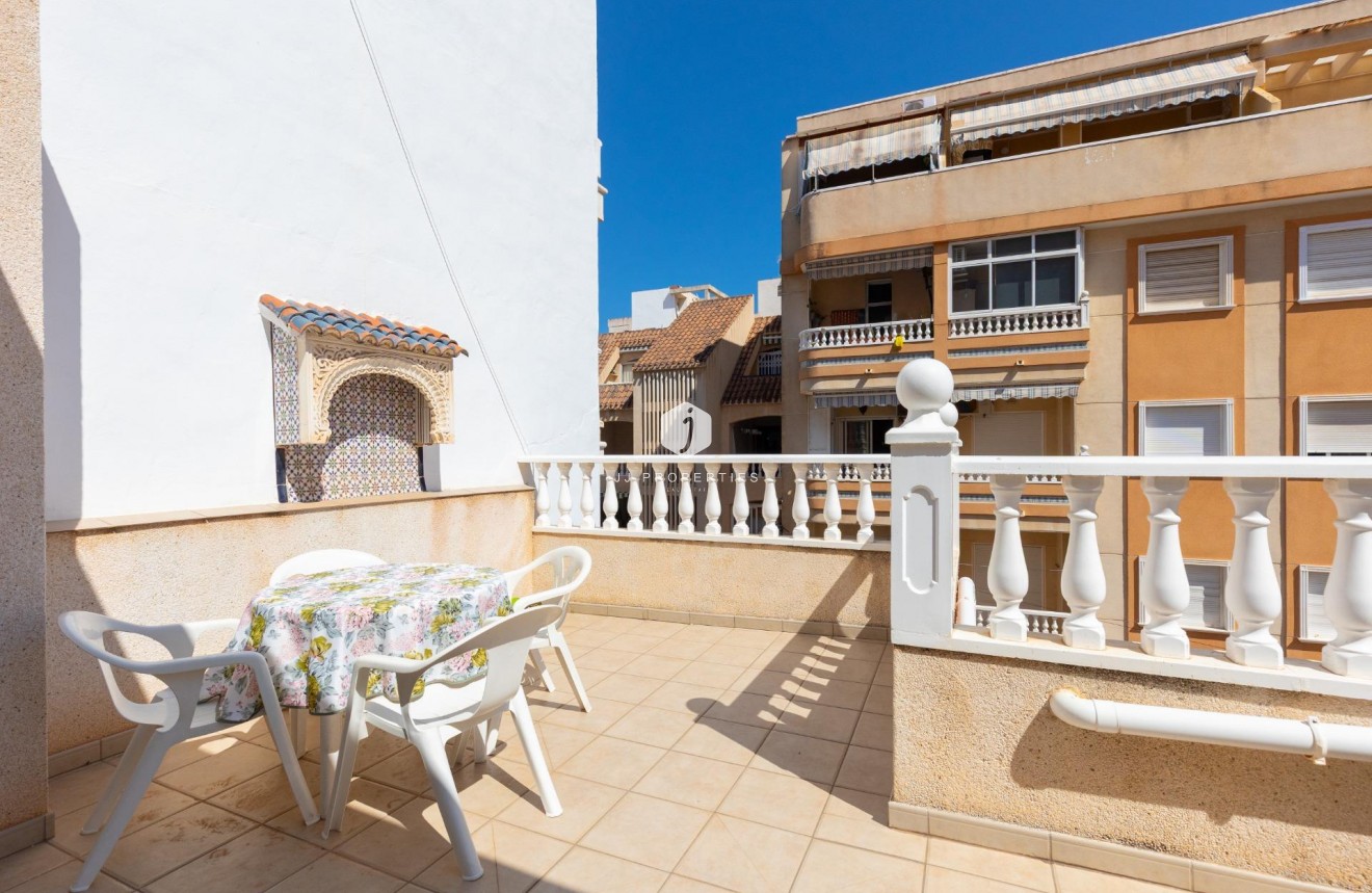 D'occasion - Bungalow -
Torrevieja - Centro